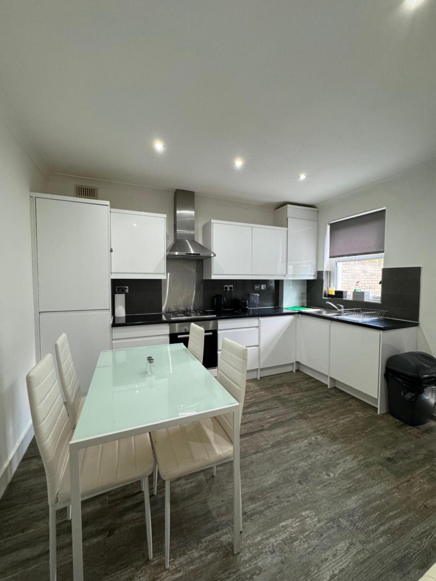 Manor Court 1 Apartment London Luaran gambar